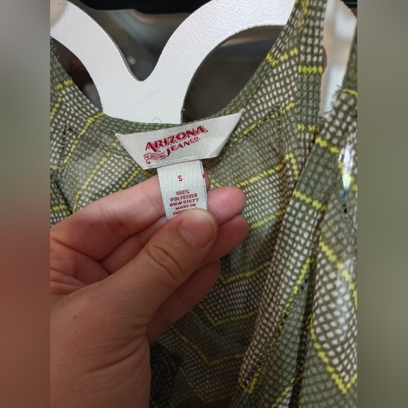 Size S Arizona sheer tank - Picture 2 of 5
